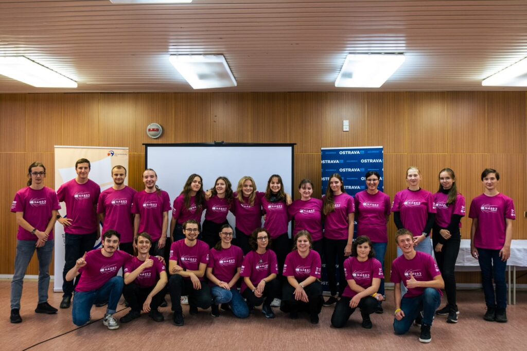 Mezinárodní soutěž Fyzikální náboj