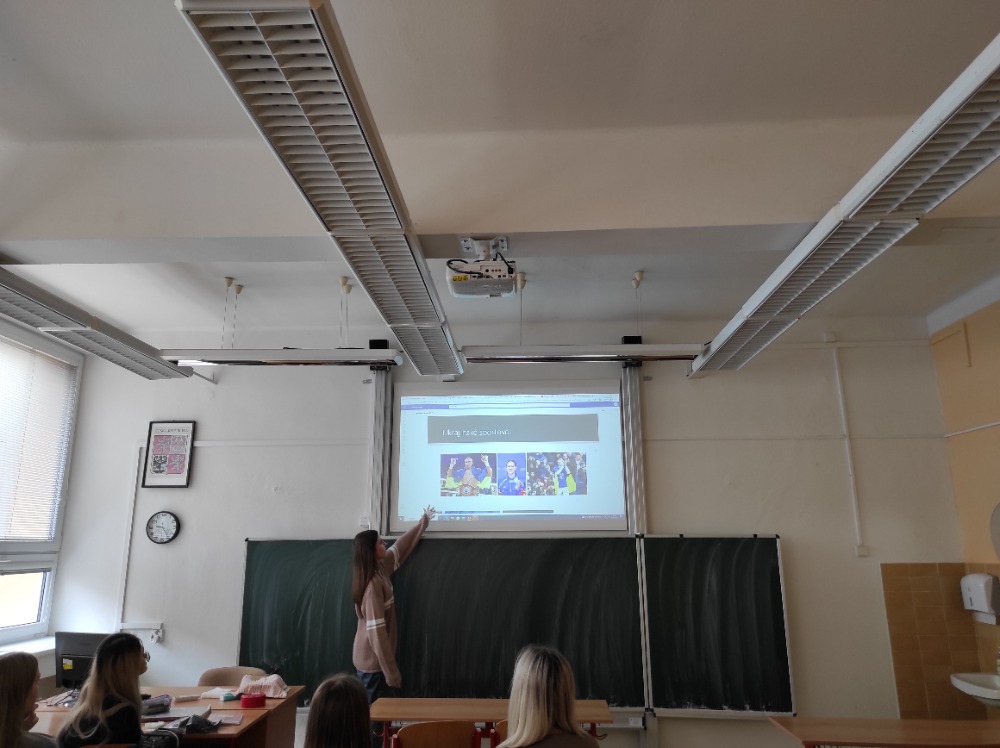 Beseda s rodilou mluvčí