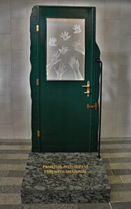 Obrázek k akci: Příběh Wintonova dítěte ze Slezska