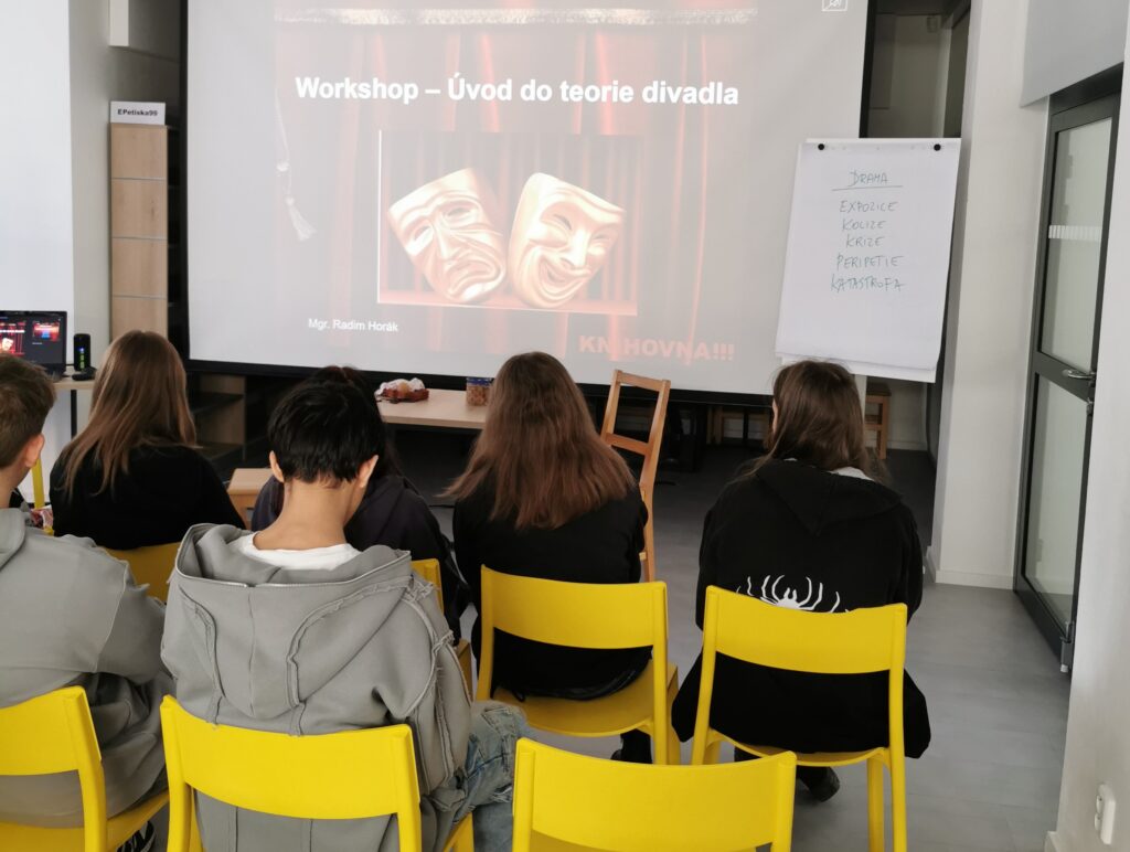 Maryša a Vávra pod taktovkou studentů tercie