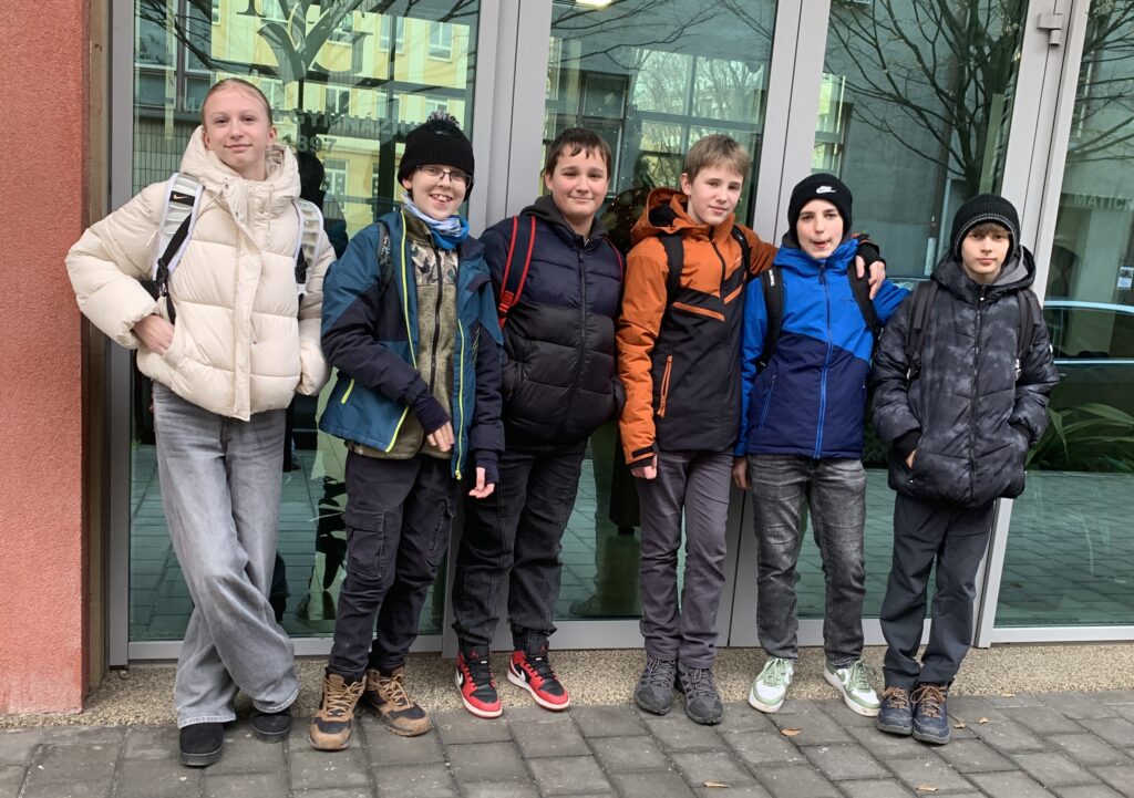 Šest statečných na 64 polích